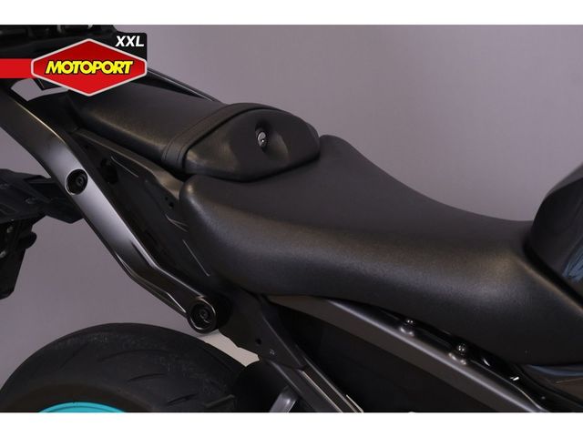 yamaha - mt-09-y-amt