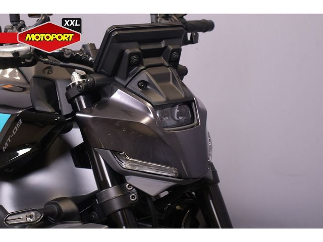 yamaha - mt-09-y-amt
