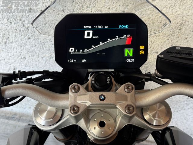 bmw - f-900-r