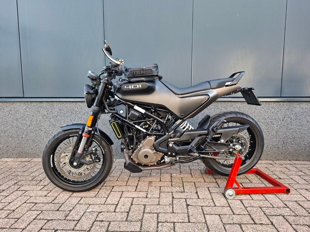 husqvarna - svartpilen-401