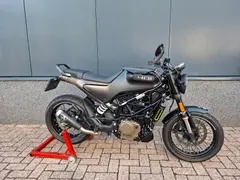 Husqvarna Svartpilen 401 2022 occasion – foto 8 van 11