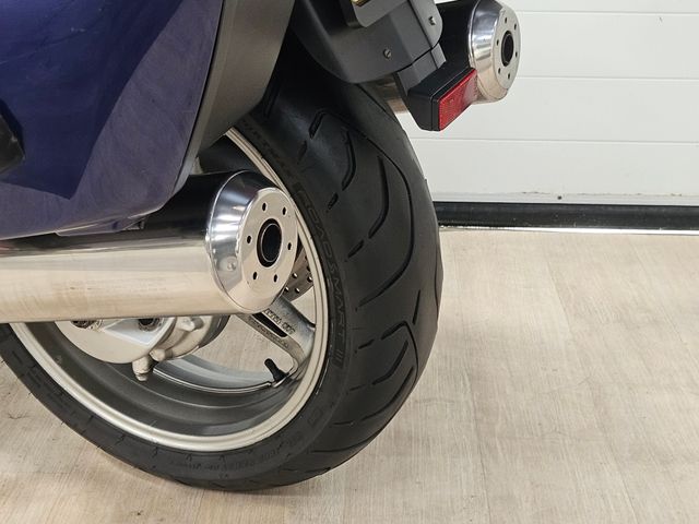 yamaha - fjr-1300
