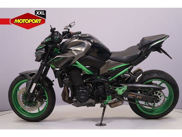 kawasaki - z900