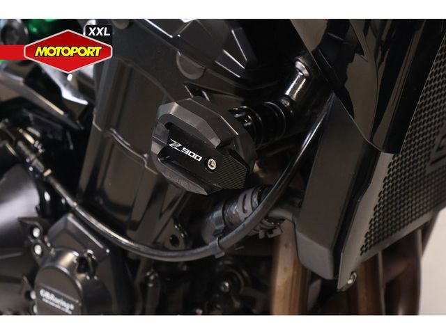 kawasaki - z900