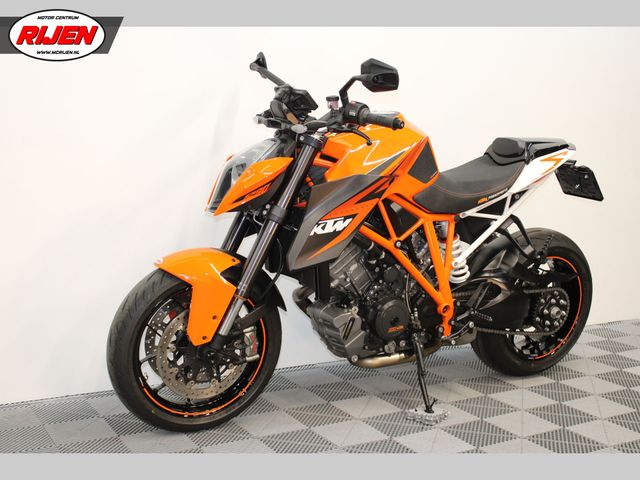 ktm - 1290-super-duke-r
