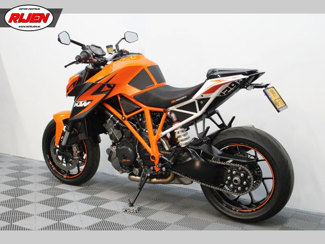 ktm - 1290-super-duke-r