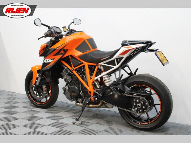 ktm - 1290-super-duke-r