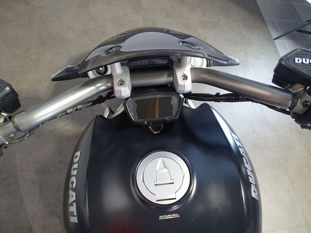 ducati - xdiavel