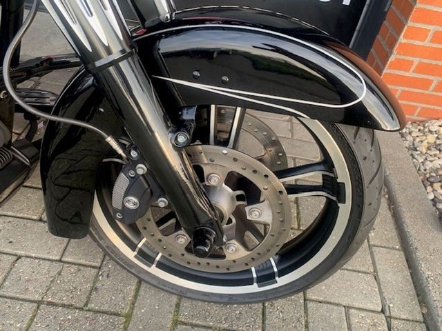 harley-davidson - street-glide-special-flhxs
