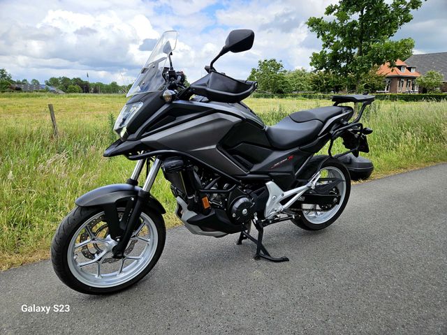 honda - nc-750-x-abs