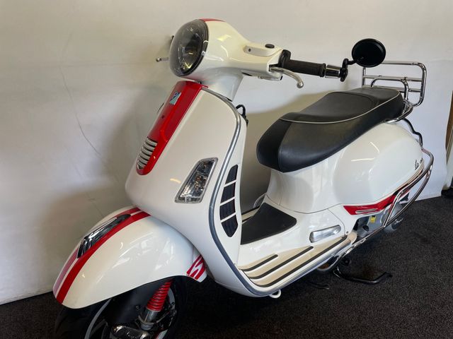 vespa - gts-300-super-sport