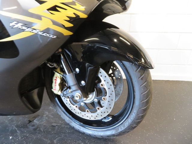 suzuki - gsx-r-1300-hayabusa