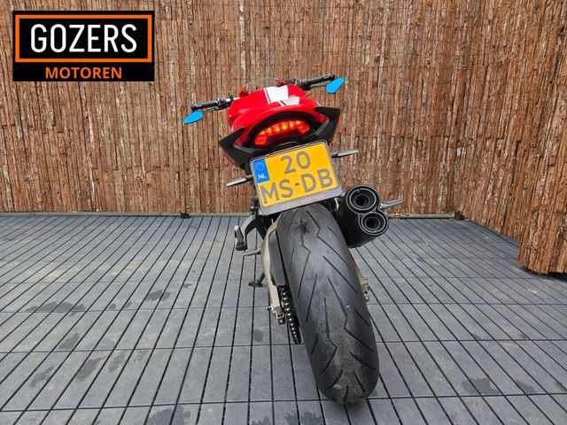 ducati - monster-821