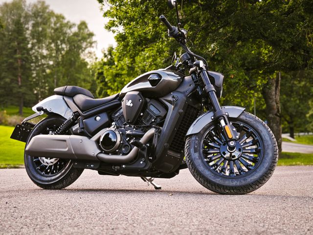 BENDA - dark-flag-500