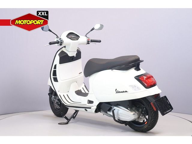 vespa - gts-300-super-sport