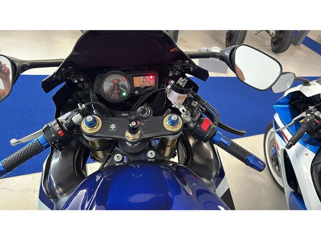 suzuki - gsx-r-750