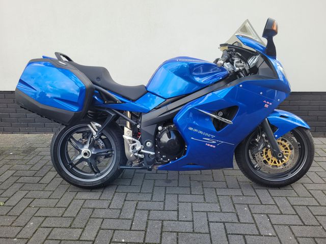 triumph - sprint-st-1050-abs