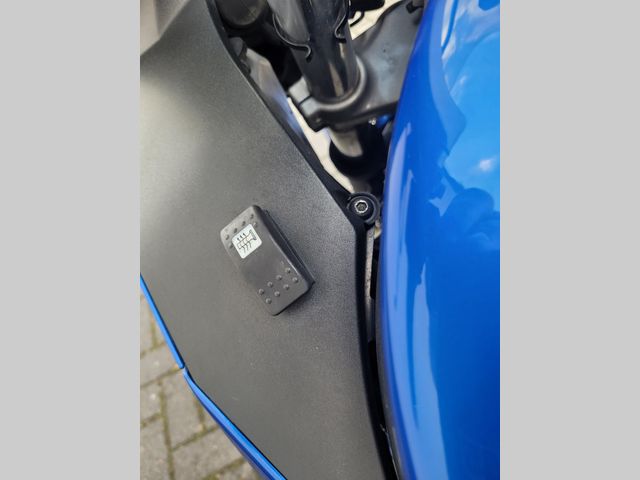 triumph - sprint-st-1050-abs