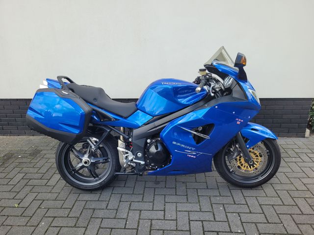 triumph - sprint-st-1050-abs