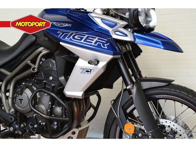 triumph - tiger-800-xcx