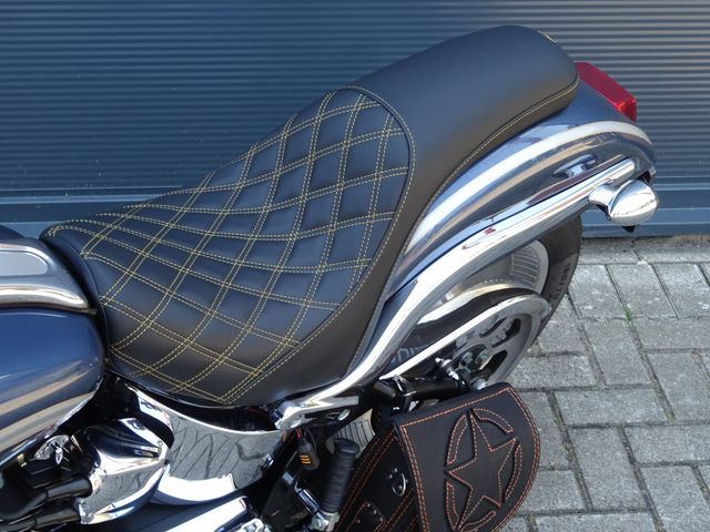 harley-davidson - deuce-fxstd-softail