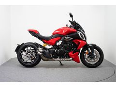 DUCATI DIAVEL V4