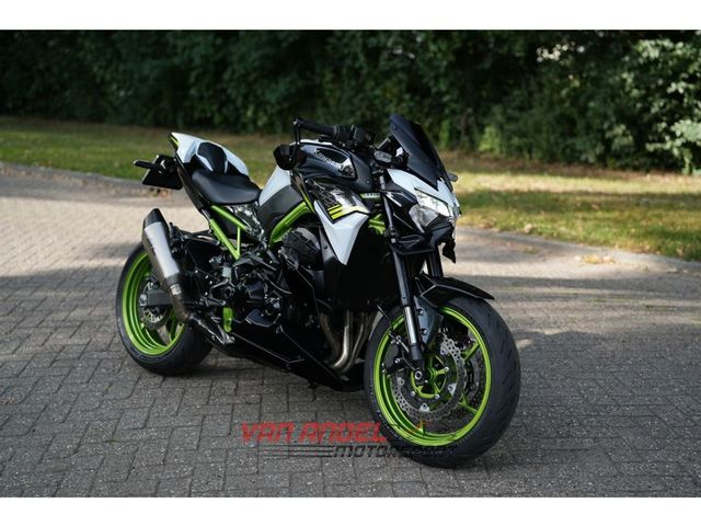 kawasaki - vn-900-custom