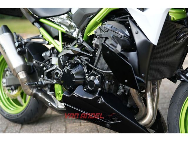 kawasaki - vn-900-custom