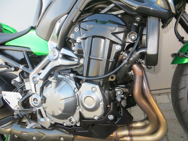 kawasaki - z900-performance