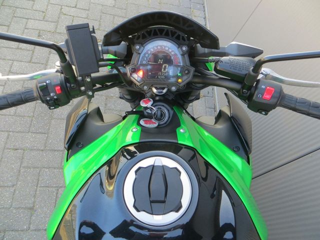 kawasaki - z900-performance