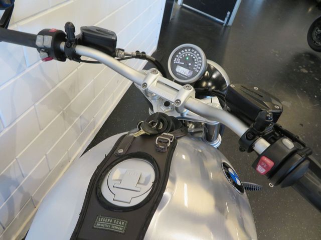 bmw - r-nine-t-pure