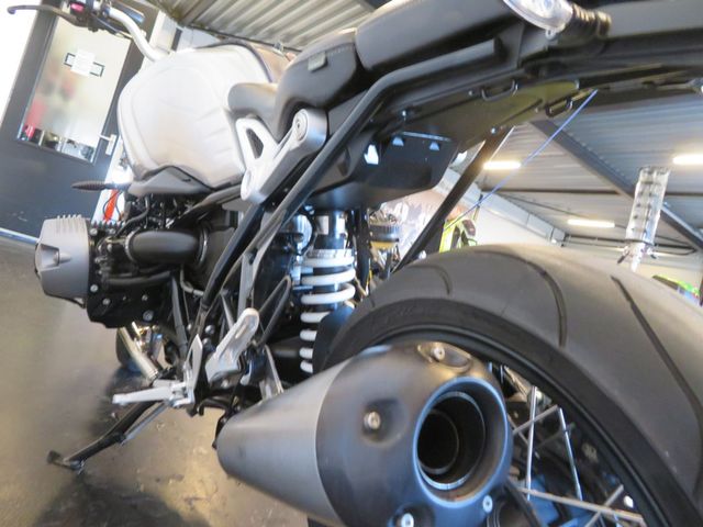 bmw - r-nine-t-pure