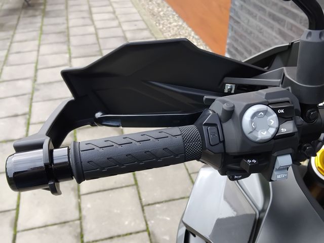 suzuki - gsx-s-1000-gx