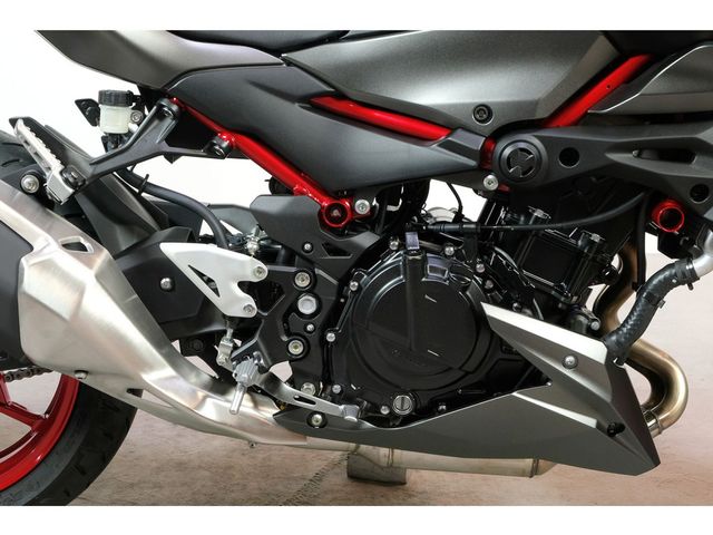 kawasaki - z500-se