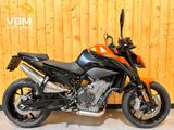 KTM 890 DUKE