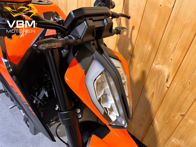 ktm - 890-duke