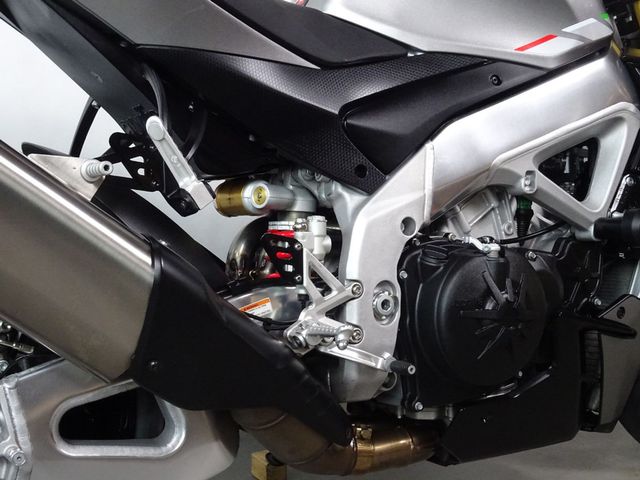 aprilia - tuono-v4-1100-rr