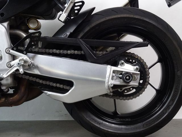 aprilia - tuono-v4-1100-rr