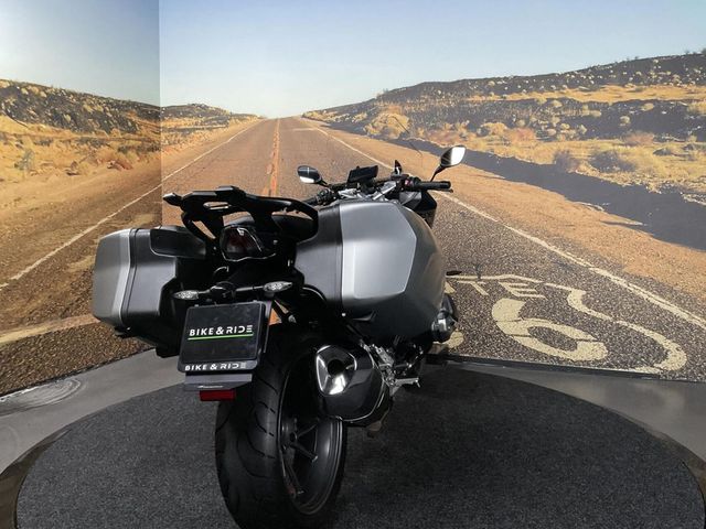 bmw - r-1250-rs