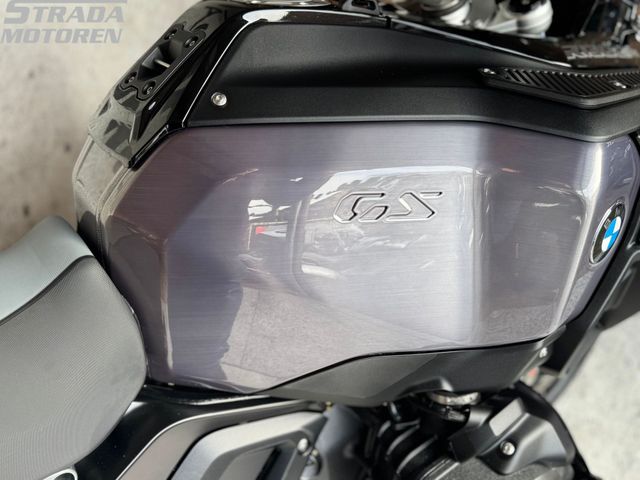 bmw - r-1300-gs-adventure-triple-black