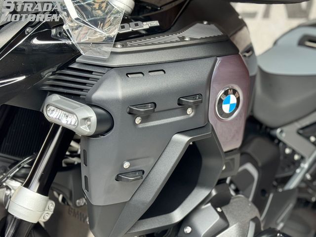 bmw - r-1300-gs-adventure-triple-black