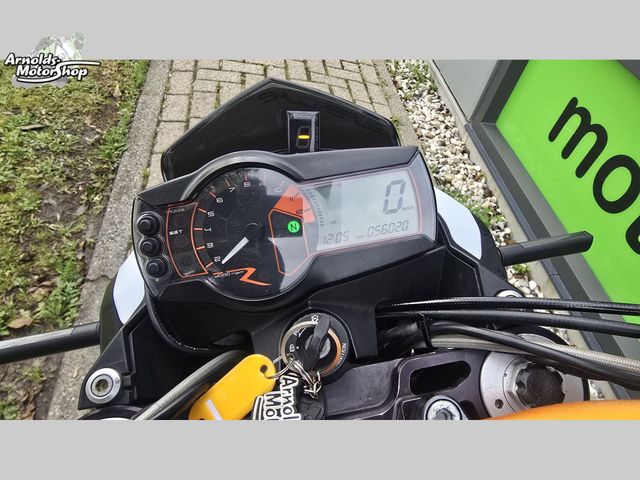 ktm - 990-super-duke-r