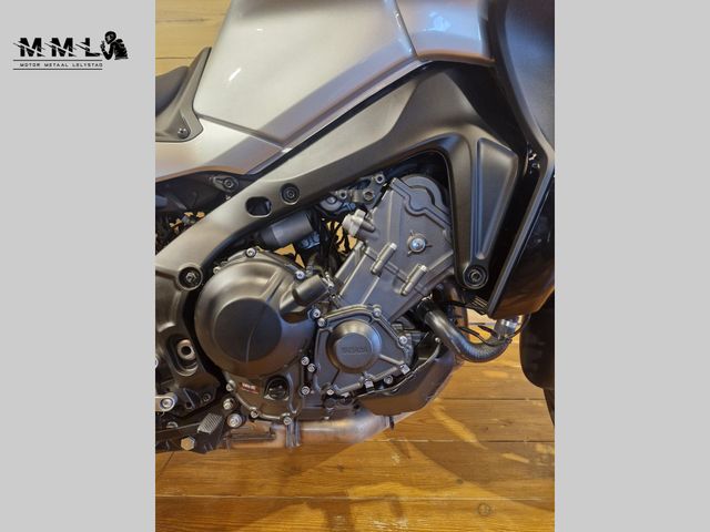 yamaha - tracer-9-gt