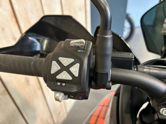 ktm - 1290-super-adventure-s