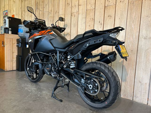 ktm - 1290-super-adventure-s