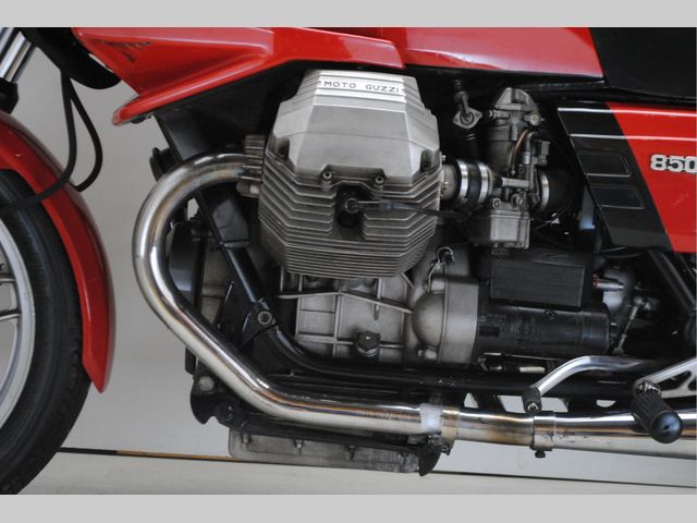 moto-guzzi - 850-le-mans-3