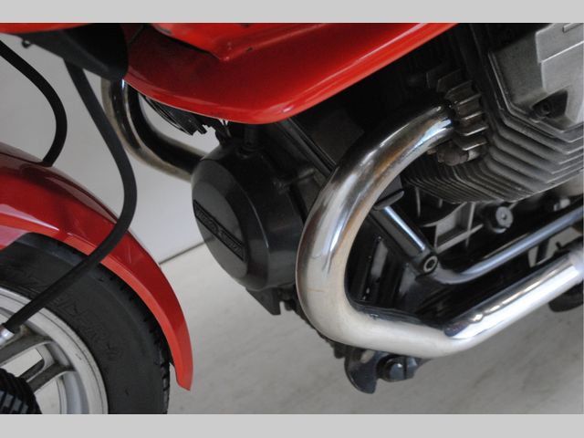 moto-guzzi - 850-le-mans-3