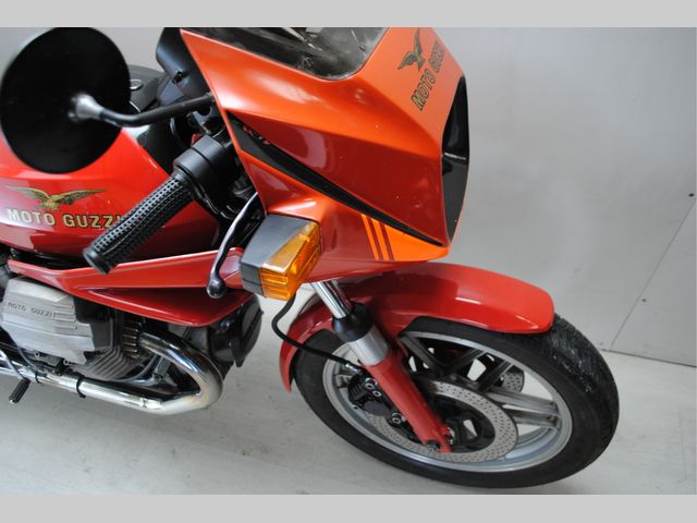 moto-guzzi - 850-le-mans-3