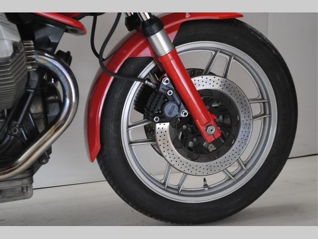 moto-guzzi - 850-le-mans-3