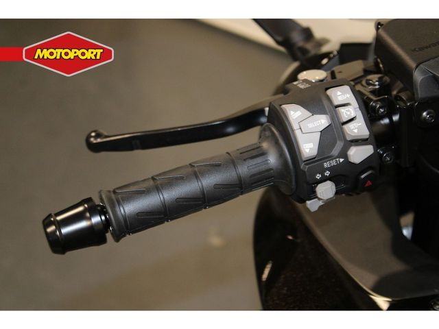 kawasaki - ninja-1100-sx